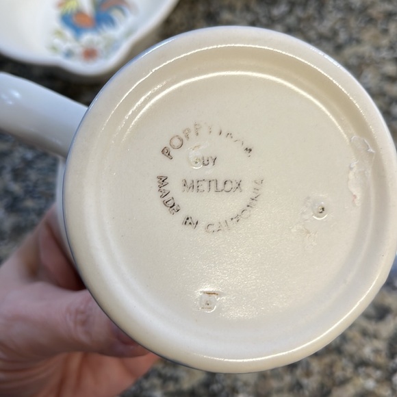 Rooster Bleu Poppytrail Creamer - Picture 5 of 7